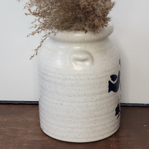 🌵Vintage Crock White & Blue w bird & heart design - Picture 5 of 11